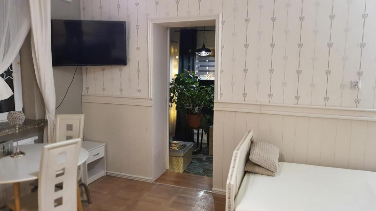 Stara Szkola W Weremowicach Apartment Weremowice Bagian luar foto